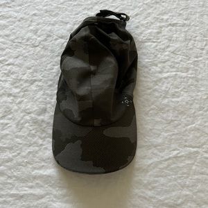 Lululemon hat